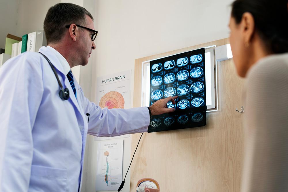 ​  New midlife MRI spots rapid aging, signs of disease long before symptoms