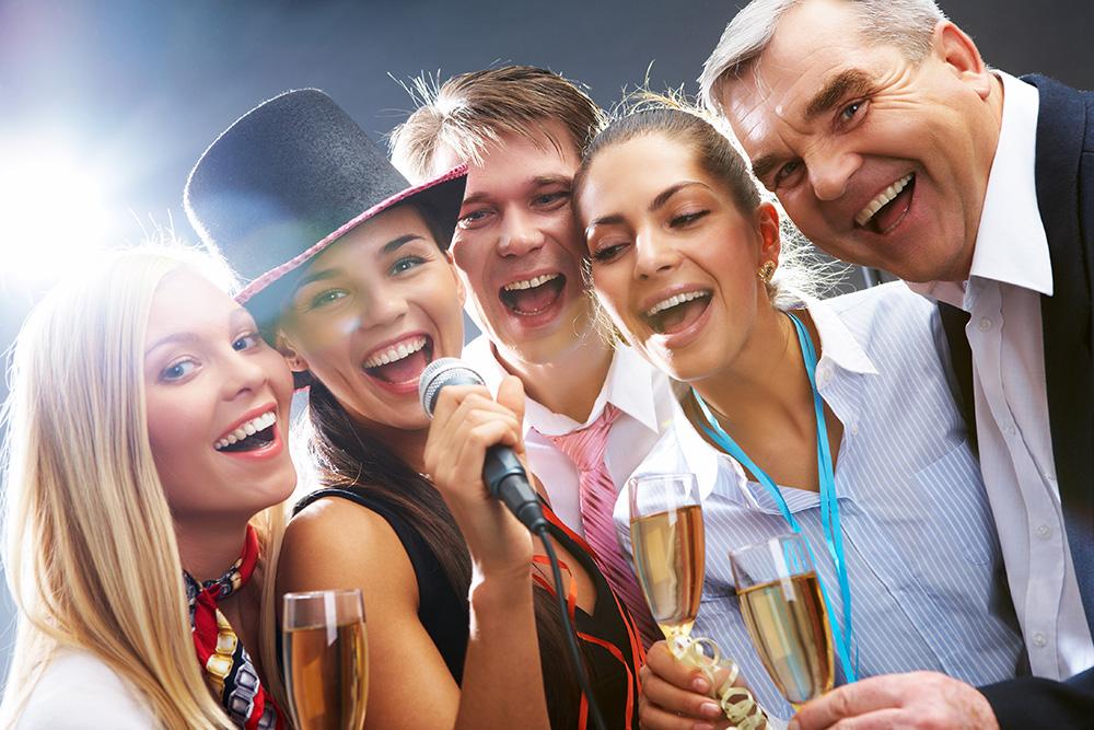 ​  Sing a Christmas Song