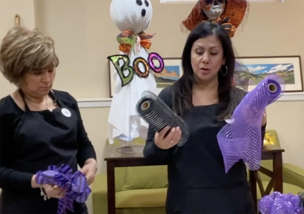 Make a Halloween Wreath